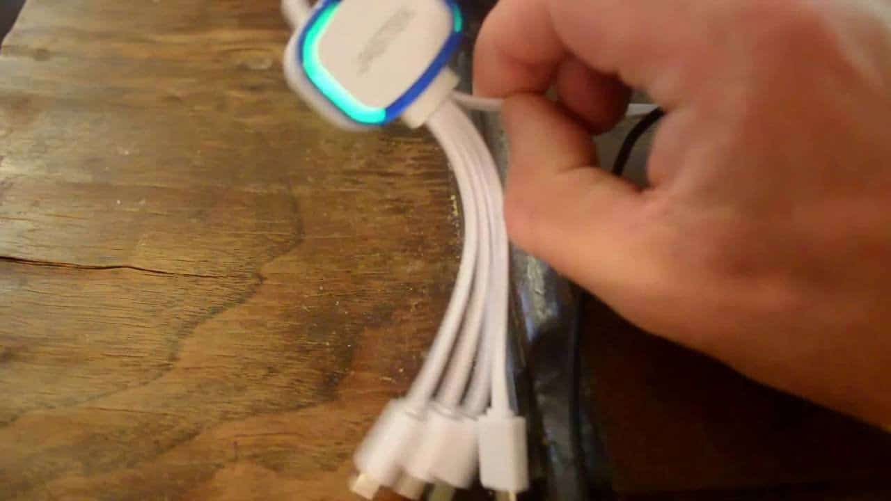 Gear Review: JASTEK 4 in 1 Multiple USB Charging Cable with LED Lighting