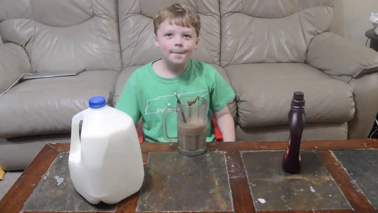 How to Make Chocolate Milk: The TNTell Method