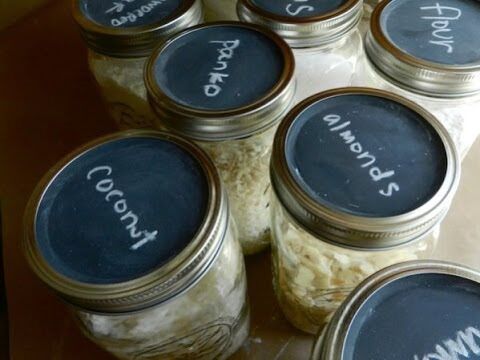 DIY Chalkboard Mason Jar Lids: Great for Storage